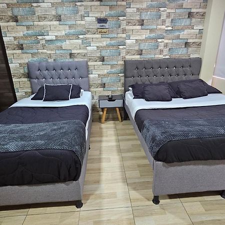 Colisseum Roma House- Campin Simon Bolivar Movistar Embajada Compensar Богота Екстериор снимка